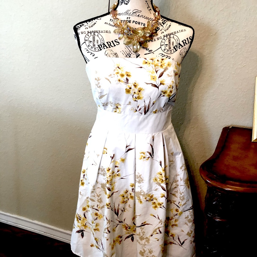 A.p.n.y white strapless floral dress